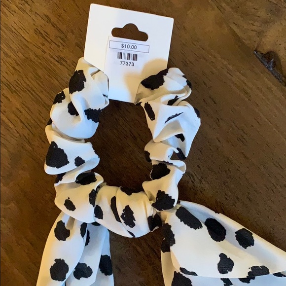 NWT Elastic Hair Bow - Picture 3 of 3